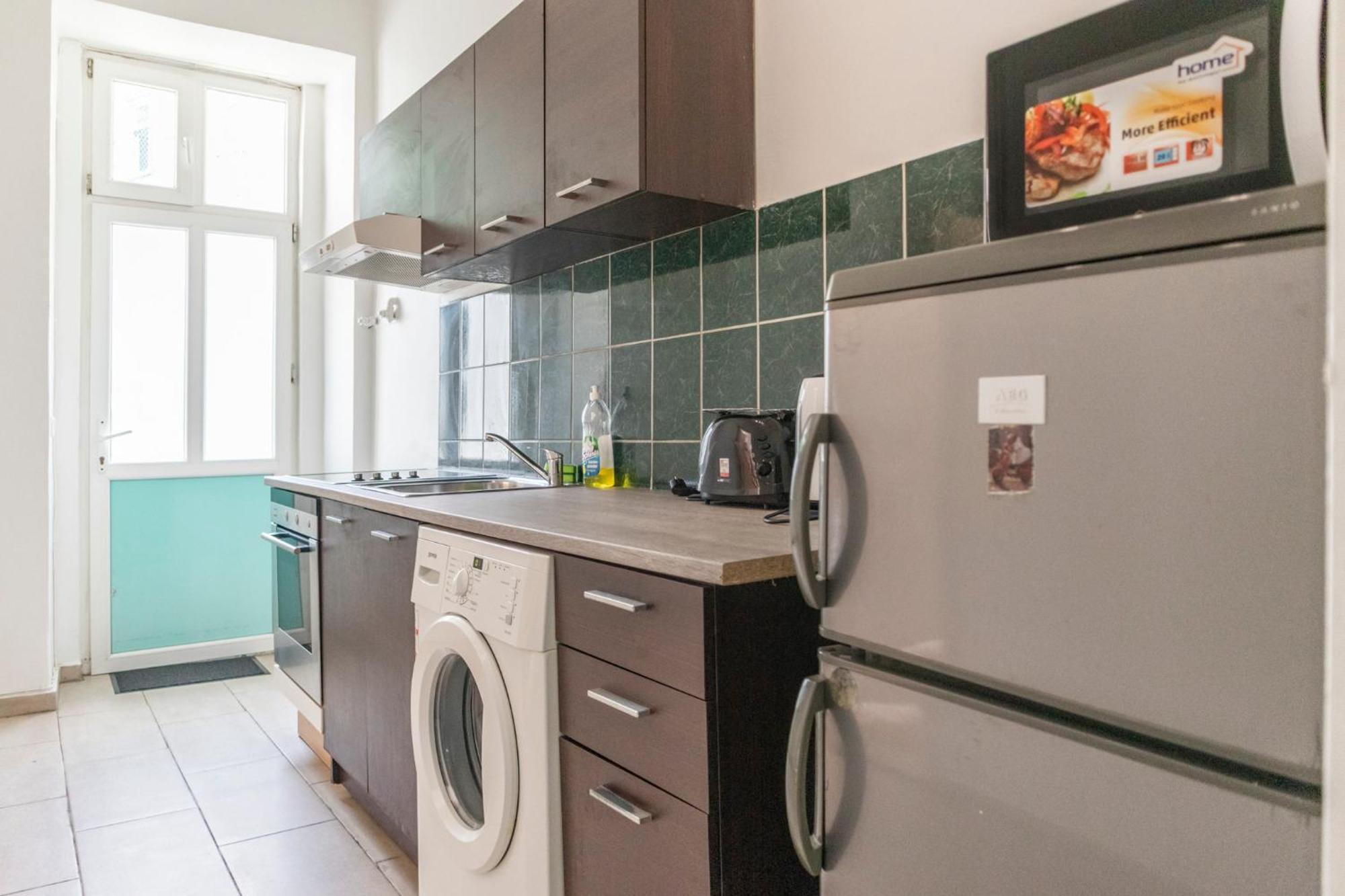 Modern 1br Tv & Wifi, Well Connected Appartement *