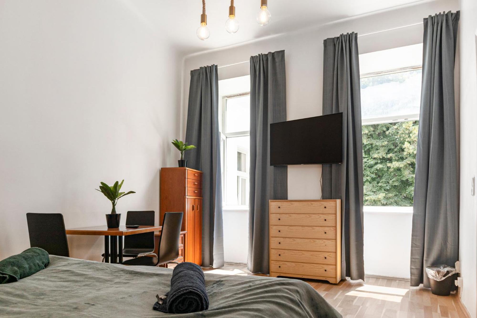 Appartement Modern 1br Tv & Wifi, Well Connected